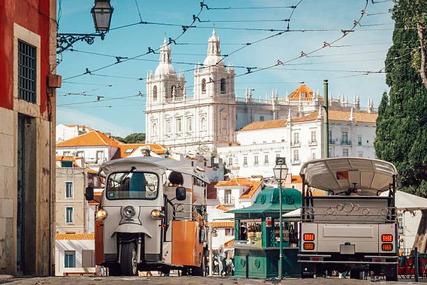 Lisbon Old Town Discovery – 1.5H Private Electric Tuk Tuk Tour